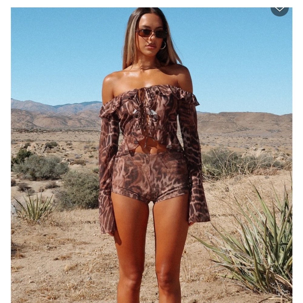 Breaking Free Long Sleeve Top The Wild Print